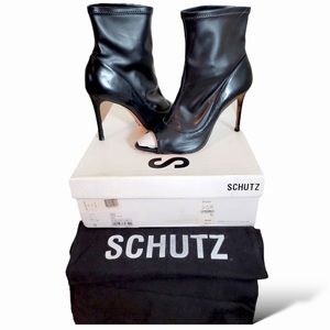 SCHUTZ Nichole black leather peep-toe bootie 10